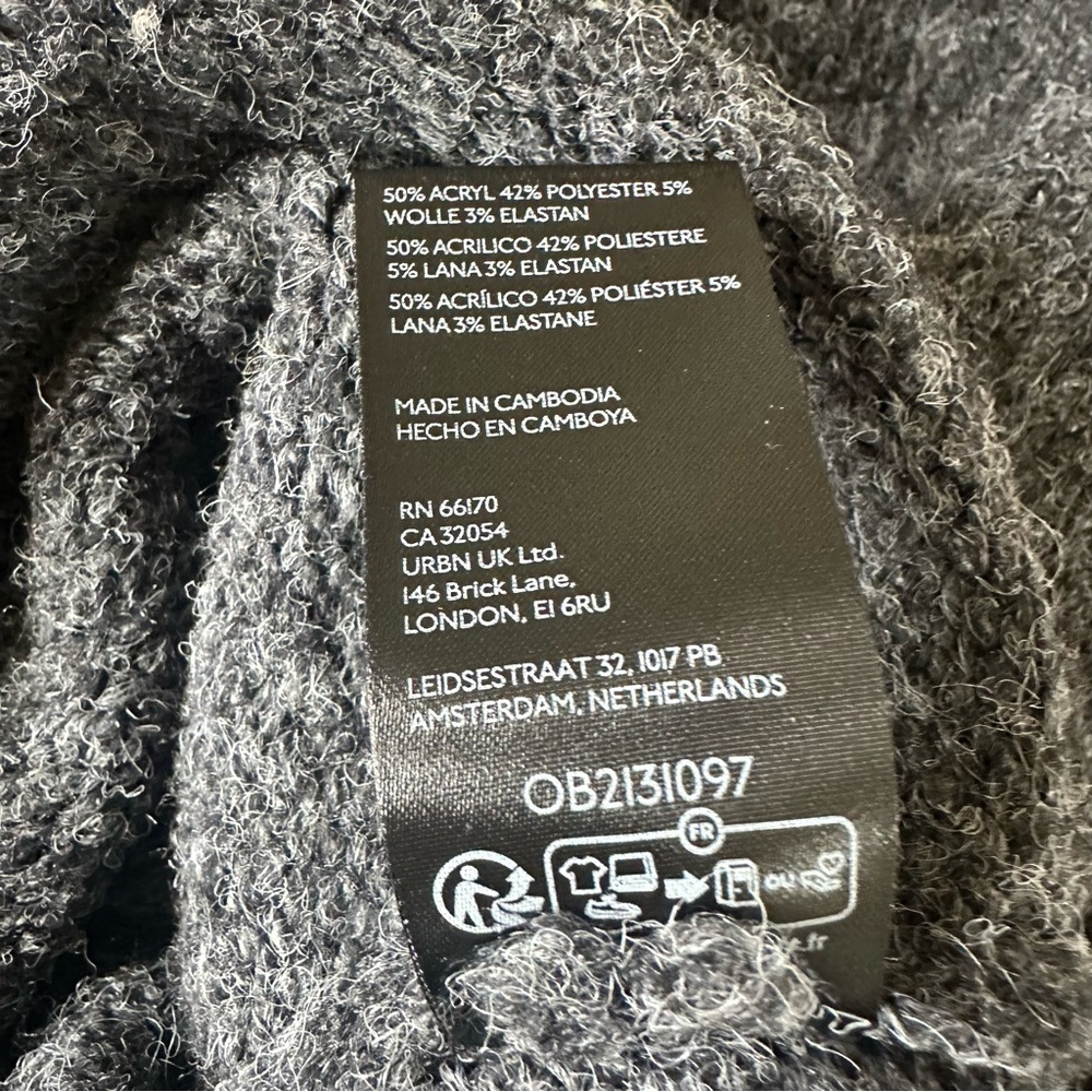 Anthropologie PILCRO Boxy Gray Turtleneck Sweater XS - Picture 5 of 6